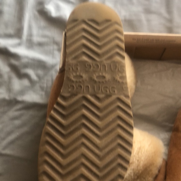 UGG Booties - Picture 4 of 6